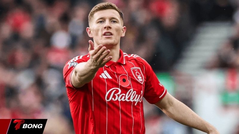 Lời đề nghị đầu tiên bị Nottingham Forest từ chối